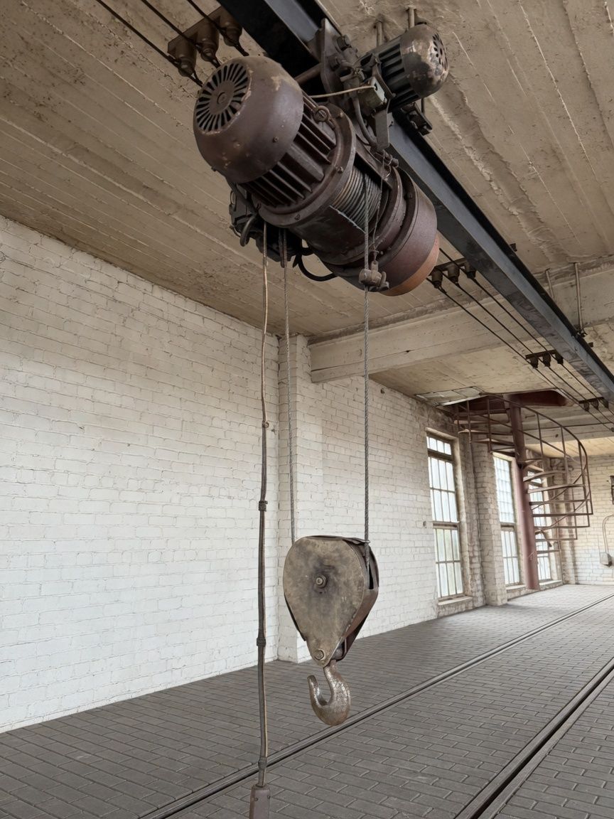 Overhead crane